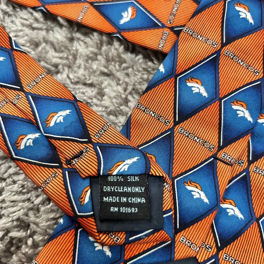 NFL Denver Broncos Mens Silk Necktie Orange Blue Diamond Logo‎ Pattern Tie